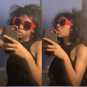 Meet your Posher, Destiny